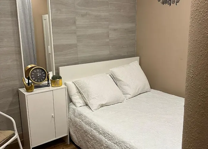 Sn-hostel Πανσιόν